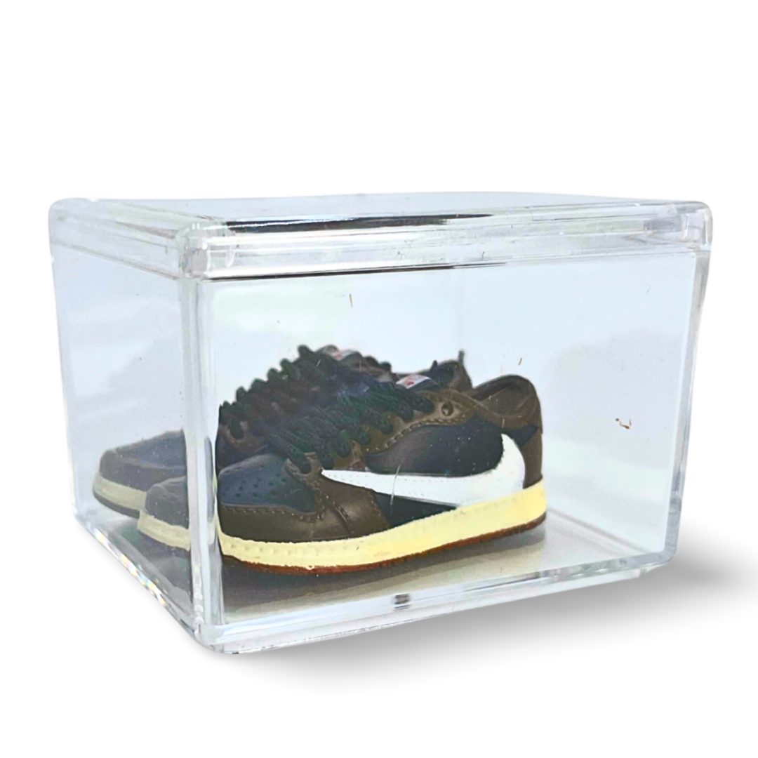 Miniature Sneakers - Nike Jordan 1 Low Travis Scott