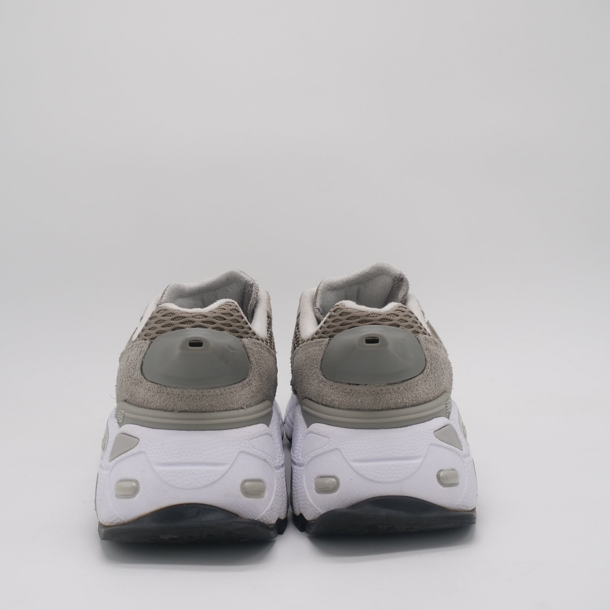 New Balance 574 YURT Salehe Bembury Shark Skin - EU 45