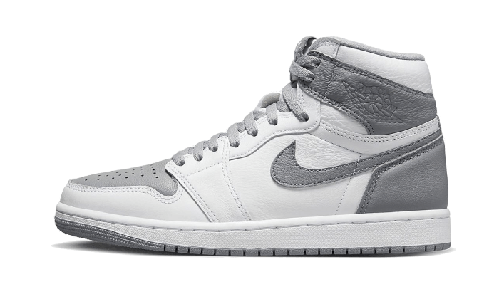 Nike Air Jordan 1 Retro High OG Stealth