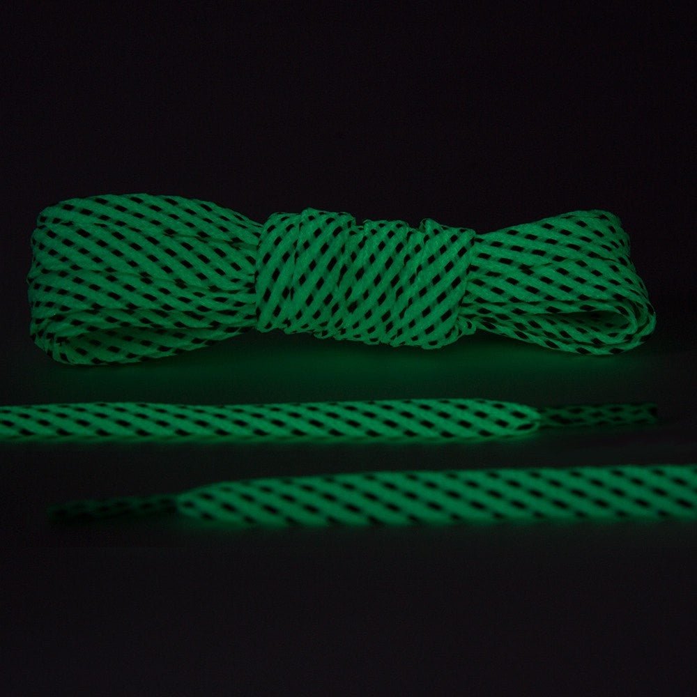 Glow in the dark - reflective flat laces