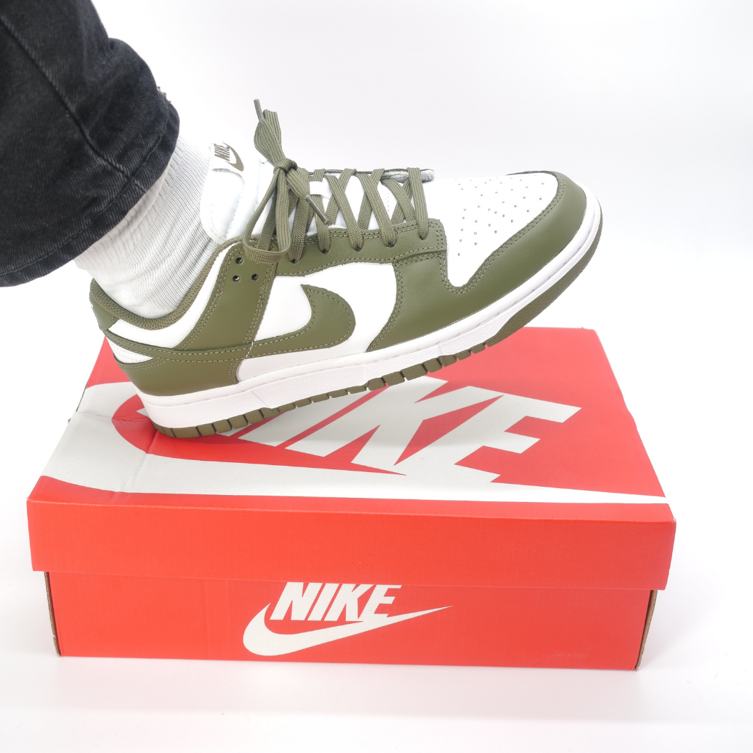 Nike Dunk Low Medium Olive