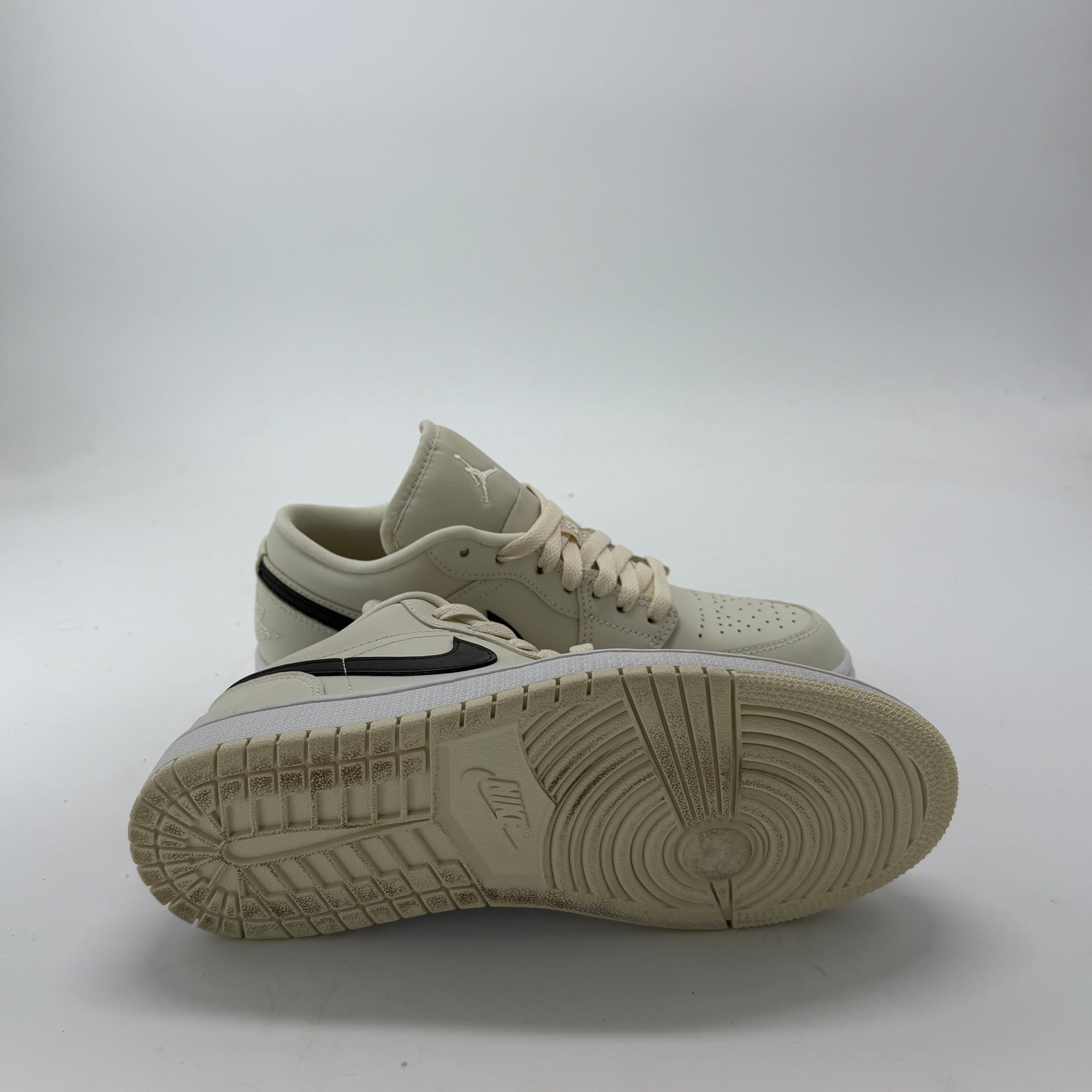 Nike Air Jordan 1 Low Beige/Coconut Milk EU 38