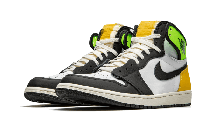 Nike Air Jordan 1 Retro High OG Volt Gold